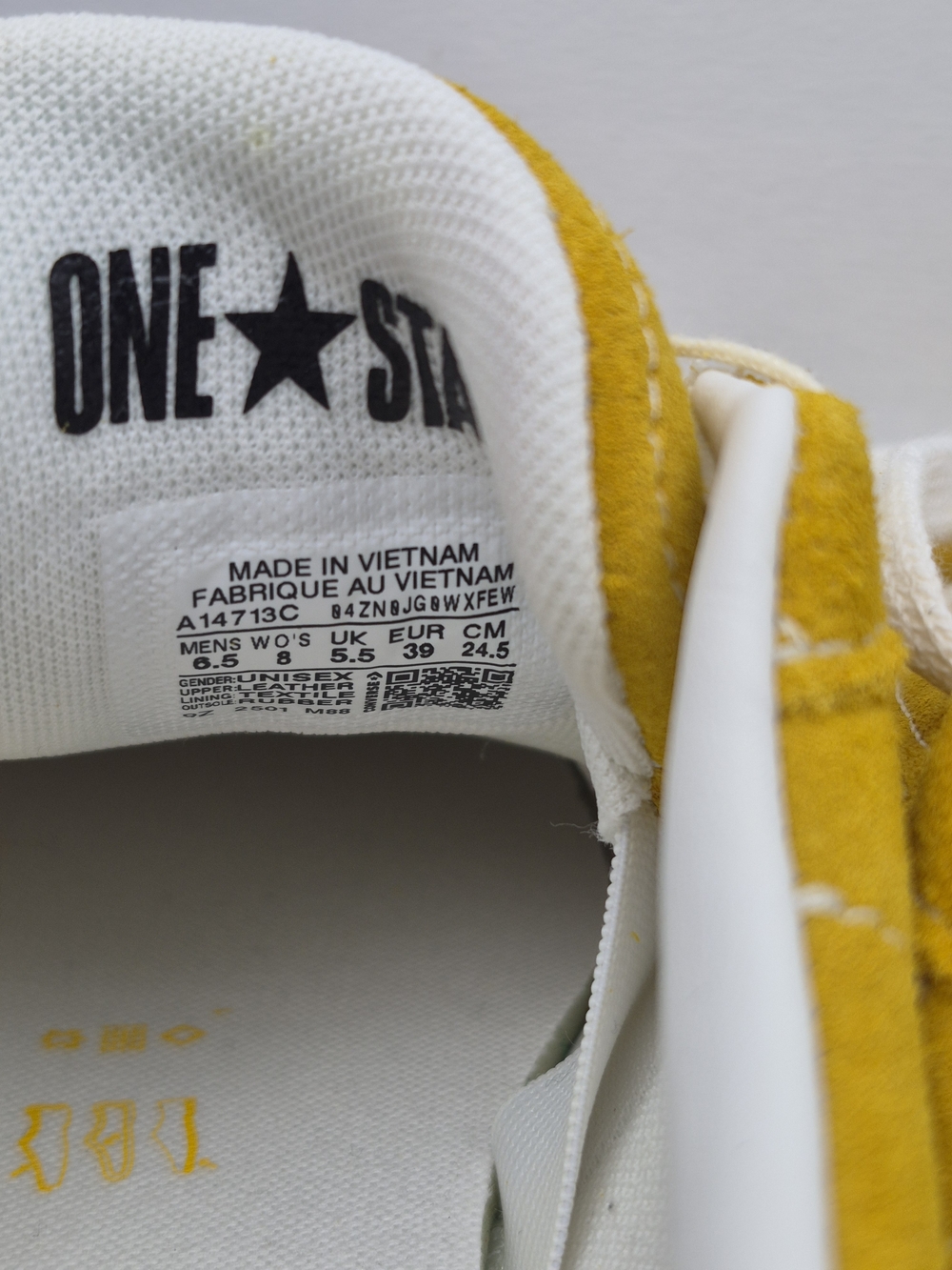 Converse Men One Star 95 OX Yellow/Vintage White Everyday Sneaker A14713C - Picture 8 of 9